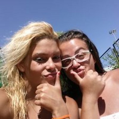 Profile Picture of Loli Velarde (@loliBobMarley) on Twitter