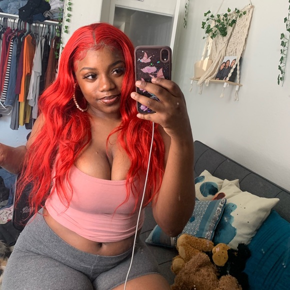 Profile Picture of Ajanae Lehmann (@aaajaanae) on Poshmark