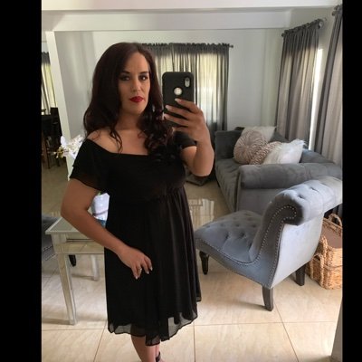 Profile Picture of Monique Arellano (@MoniqueArella10) on Twitter