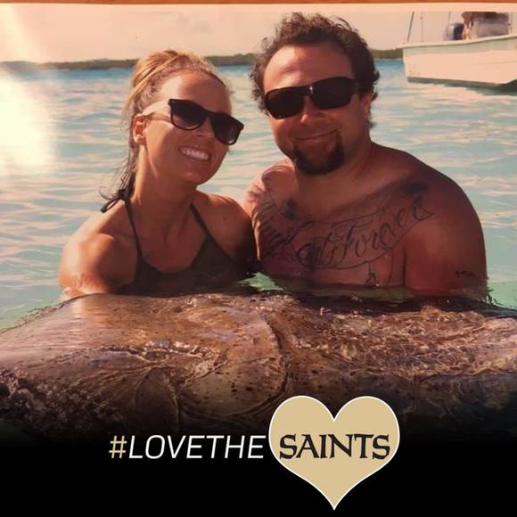 Profile Picture of Vicky Beech (@vickybeech) on Poshmark