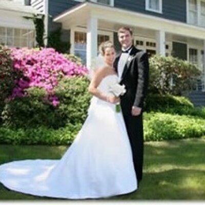 Profile Picture of Mitchell House& Gard (@MitchellHseGrd) on Twitter