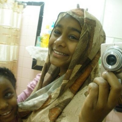 Profile Picture of Azza Awad (@XxLadiiZaZaxX) on Twitter