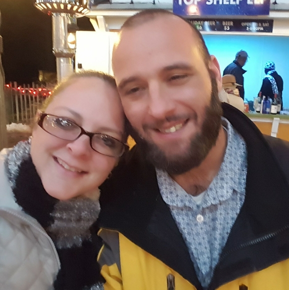 Profile Picture of Nathan-erin Sansom (@sansomerin) on Poshmark