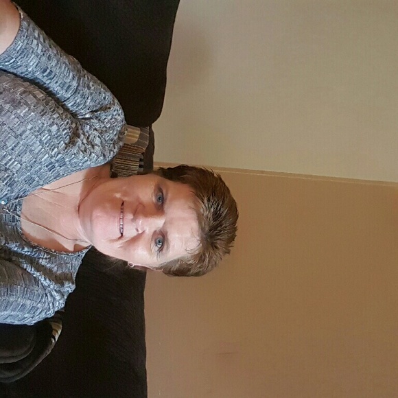 Profile Picture of Nancy Kennington (@pnutnk) on Poshmark