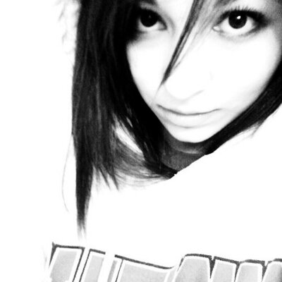 Profile Picture of Rebecca (@RebeccaArmenta) on Twitter