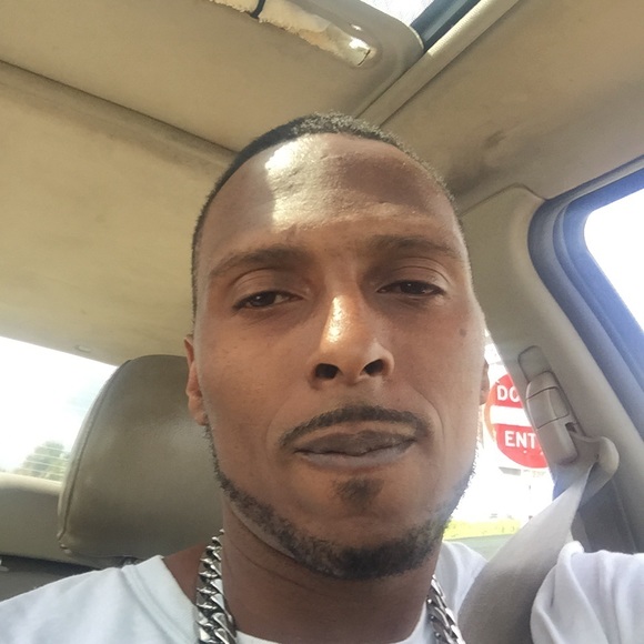 Profile Picture of Wiley Mccarty (@wjem) on Poshmark