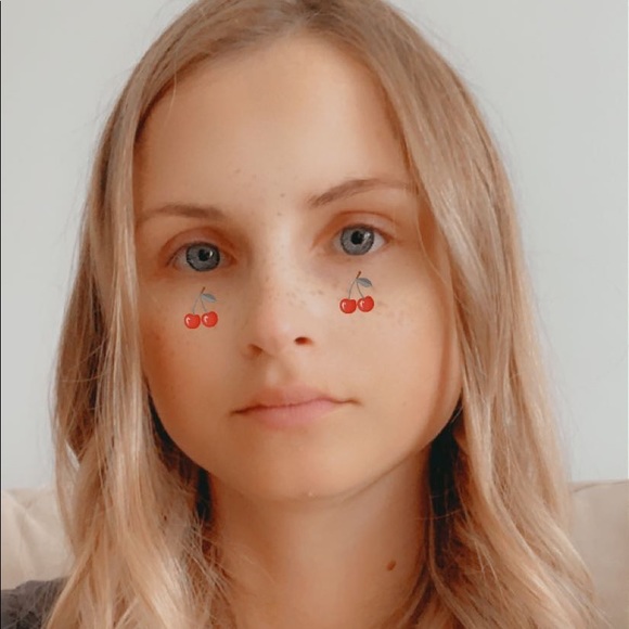 Profile Picture of Shelby Mclaughlin (@shelbym2022) on Poshmark