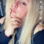 Profile Picture of randi farrell (@randiray31) on Instagram