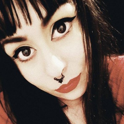 Profile Picture of M.Victoria Osuna (@m_vvvictoria) on Twitter
