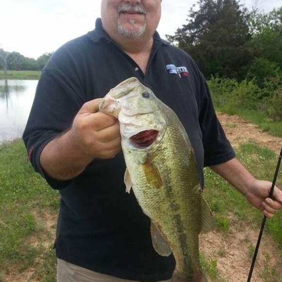 Profile Picture of Roy Weaver (@royweaver562) on Poshmark
