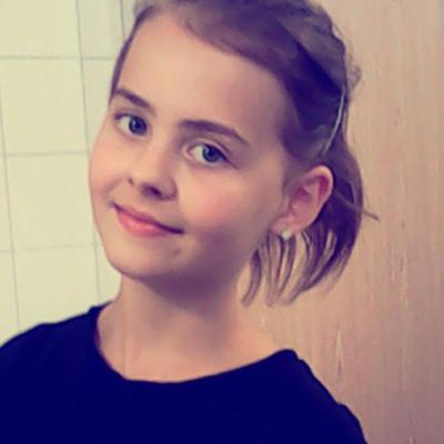 Tóth Laura Petra - Twitter Profile Picture of Tóth Laura Petra (@laurapetra12) on Twitter