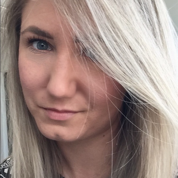 Profile Picture of Brandy James (@brandyjames83) on Poshmark