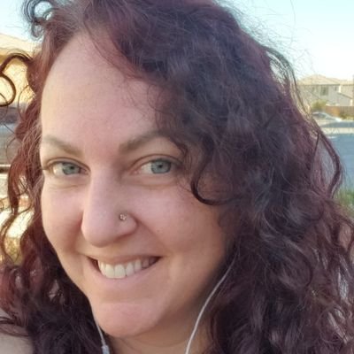 Profile Picture of Jodi Weiner (@yogawithjodi) on Twitter