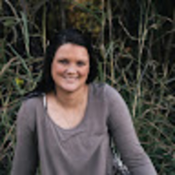 Profile Picture of Bailey Suire (@bailey_h123) on Poshmark