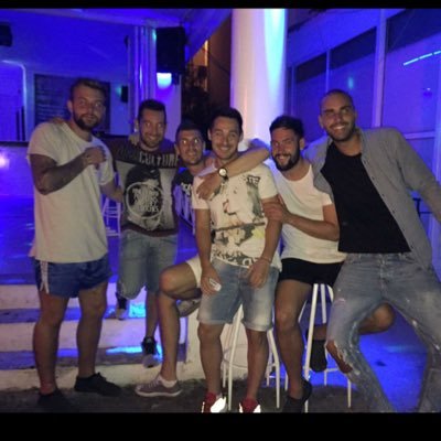 Profile Picture of Tom Hallam (@TommyTHFC94) on Twitter