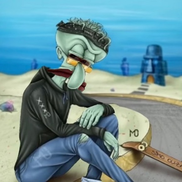 Profile Picture of Enon Enon (@enonchat) on Poshmark