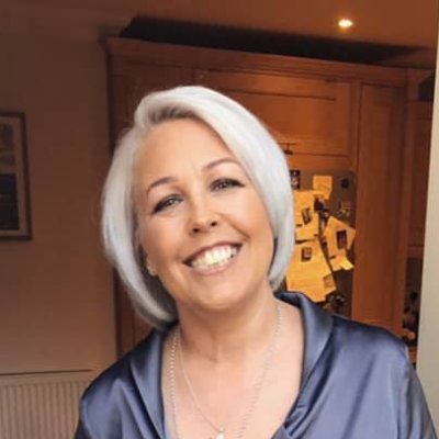 Profile Picture of Melanie Dickson (@mellydickson) on Twitter