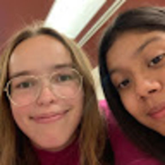 Profile Picture of Chloe Brosseit (@chloelovescats5) on Poshmark