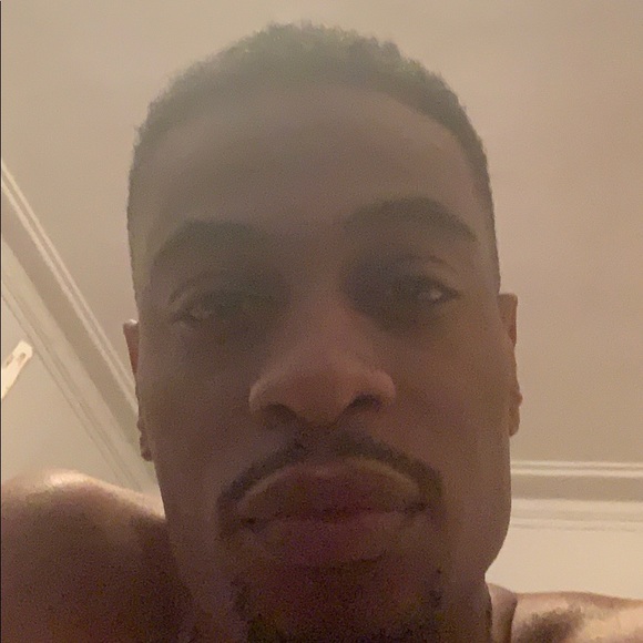 Profile Picture of Oliver Luke (@oliverluke20) on Poshmark