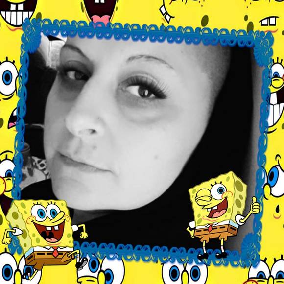 Profile Picture of Lisa Gargano (@leeinred40) on Poshmark