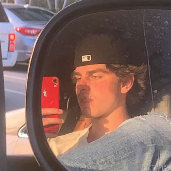 Profile Picture of William Pitt (@willixmpitt) on Tiktok