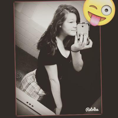 Profile Picture of Hayley Strunk (@BgDickBblButt) on Twitter