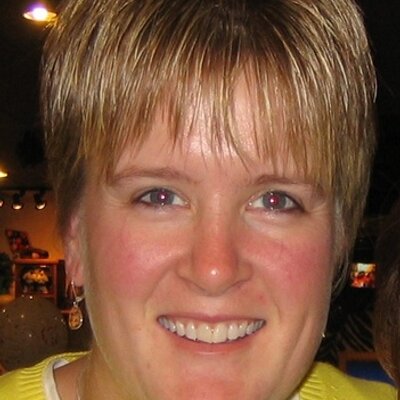 Profile Picture of Leslie Connolly (@BusyMom_Leslie) on Twitter