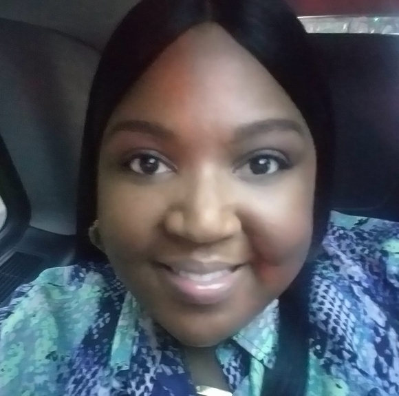 Profile Picture of Ashley Duprat (@aduprat) on Poshmark