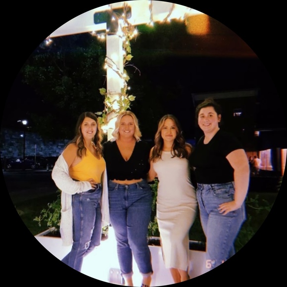 Profile Picture of Marissa Emord (@risssssss95) on Poshmark