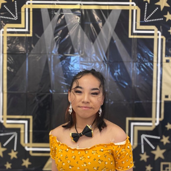 Profile Picture of Kâäłãì Iqāłük (@carolineiqaluk) on Poshmark