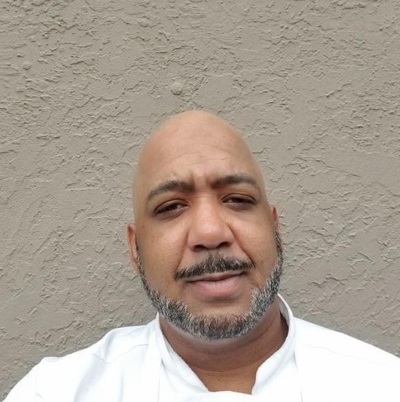 Donald Thompson - Poshmark Profile Picture of Donald Thompson (@donald1258) on Poshmark