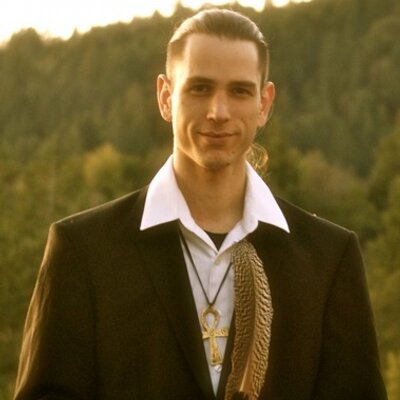 Profile Picture of James Dove Mosis (@DoveMosis) on Twitter