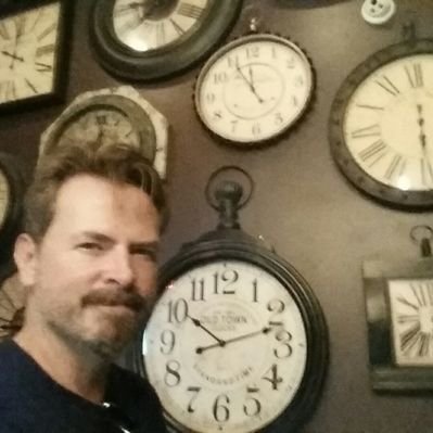 Profile Picture of Ron R. Ridenour (@funswitchfilms) on Twitter