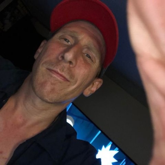 Profile Picture of Jason Organ (@jayaorgan) on Poshmark