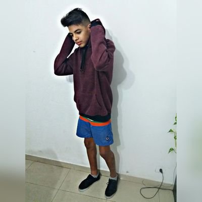 Profile Picture of Thomas Robles (@thomas_robl) on Twitter