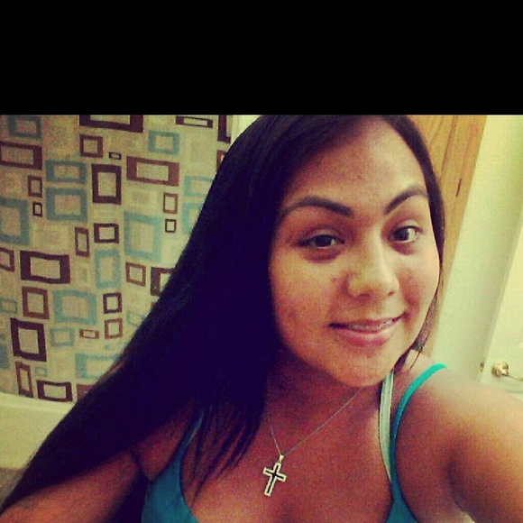 Profile Picture of Corrina Rodriguez (@corrinar) on Poshmark