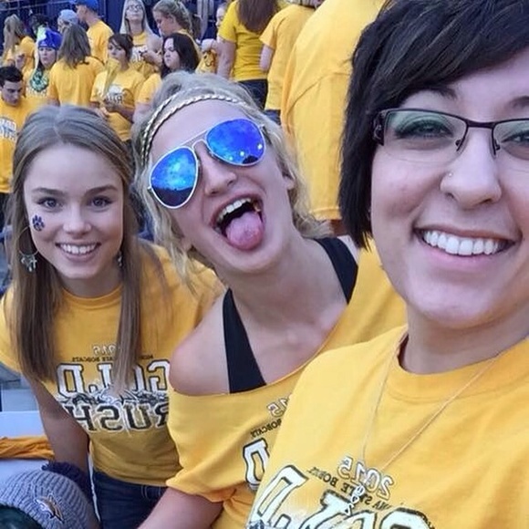 Profile Picture of Morgan Radonski (@morgan1878) on Poshmark