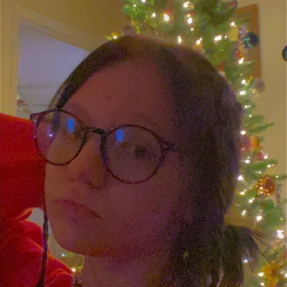 Profile Picture of Jada Salamone (@jadasalamone237) on Poshmark