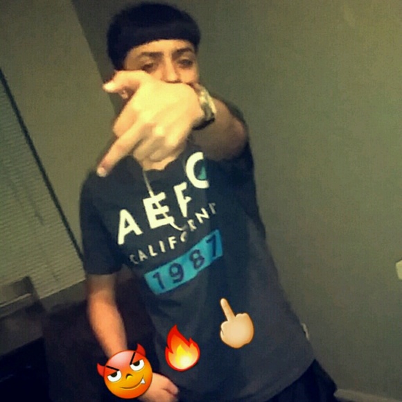 Profile Picture of Gabriel Escobar (@youngnigka830) on Poshmark