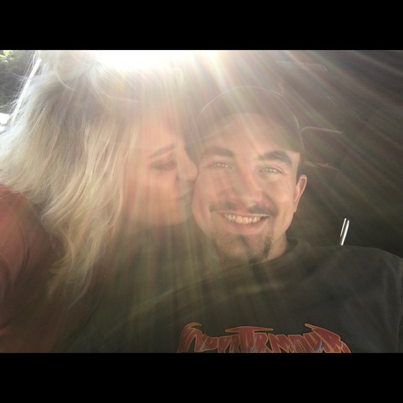 Profile Picture of Allison Clay (@abroooke1) on Poshmark