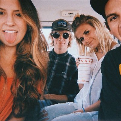 Profile Picture of Carter Bennett (@carterbennett18) on Twitter