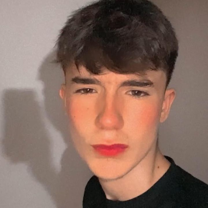 Profile Picture of Alex Rivera 💋 (@@aleex.riveera) on Tiktok