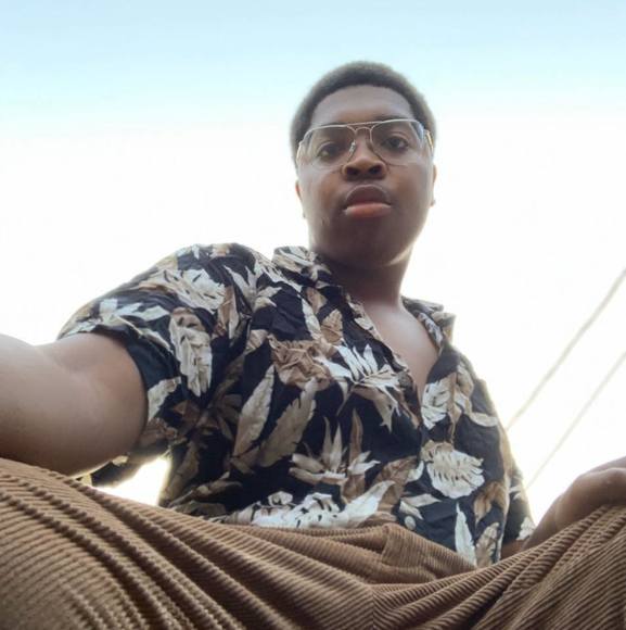 Profile Picture of Kobe Hicks (@kobehicks14) on Poshmark