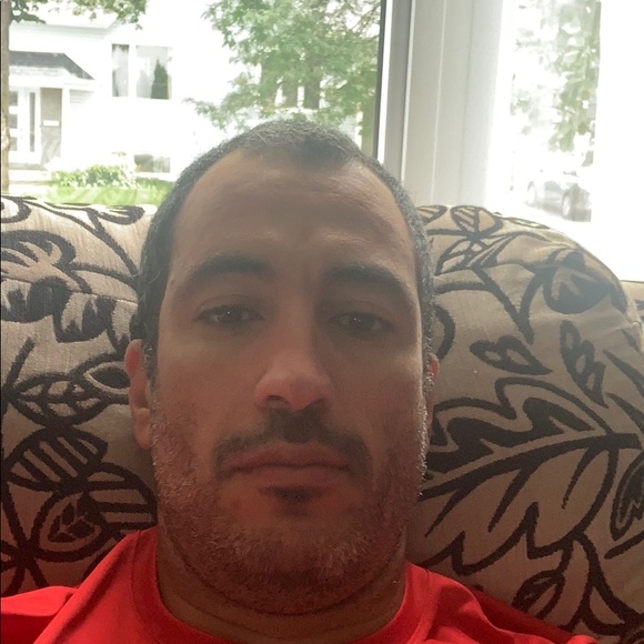 Profile Picture of Aymen Kout (@kout15) on Poshmark