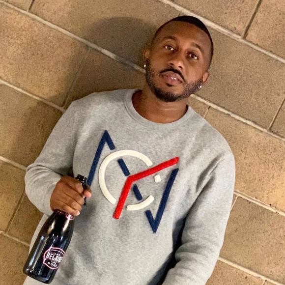 Profile Picture of Dontay Brown (@dontaybrown91) on Poshmark