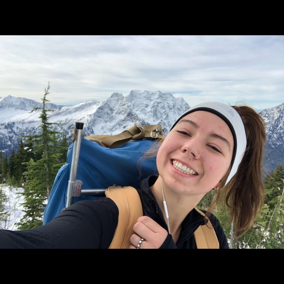 Profile Picture of Alexis Rackley (@alexisrackley) on Poshmark