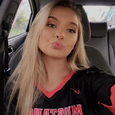 Profile Picture of Anna Jernigan (@anna__jernigan) on Twitter