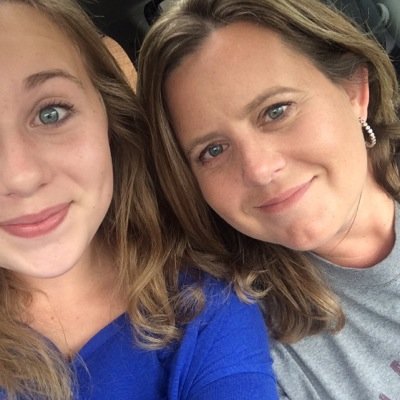 Profile Picture of Kim Hague (@Kim__Hague) on Twitter