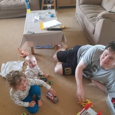 Profile Picture of Craig Hendry (@henny87) on Twitter