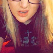 Profile Picture of Lisa Busby (@buzz_15) on Twitter